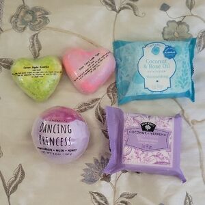 Dancing Princess Bath Bomb - Pink and White